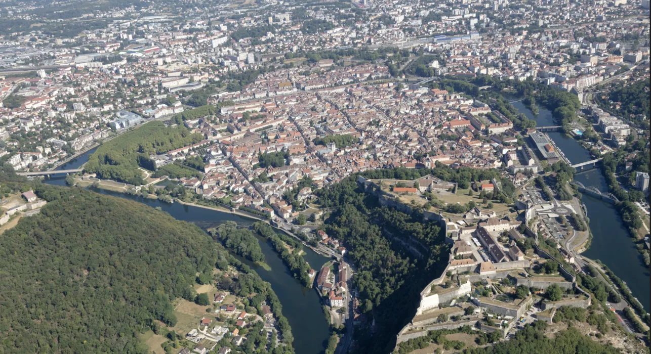Besançon vue aérienne